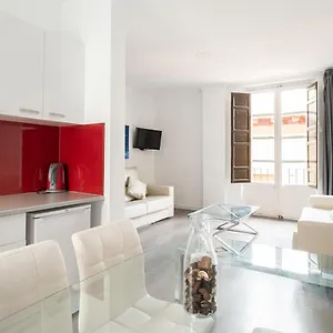 https://apartamentos-ptima-palacete-de-la-alhambra.es-andalucia.com